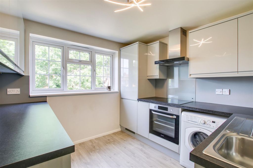 Property photo 2 of 5 2.Jpg