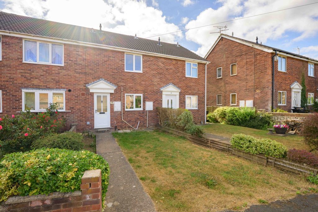 Property photo 1 of 19