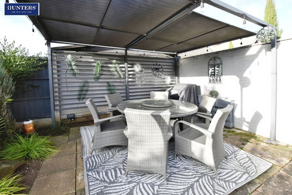 Property photo 2 of 24