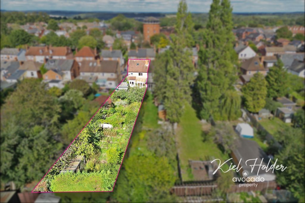 Property photo 2 of 17 3928673