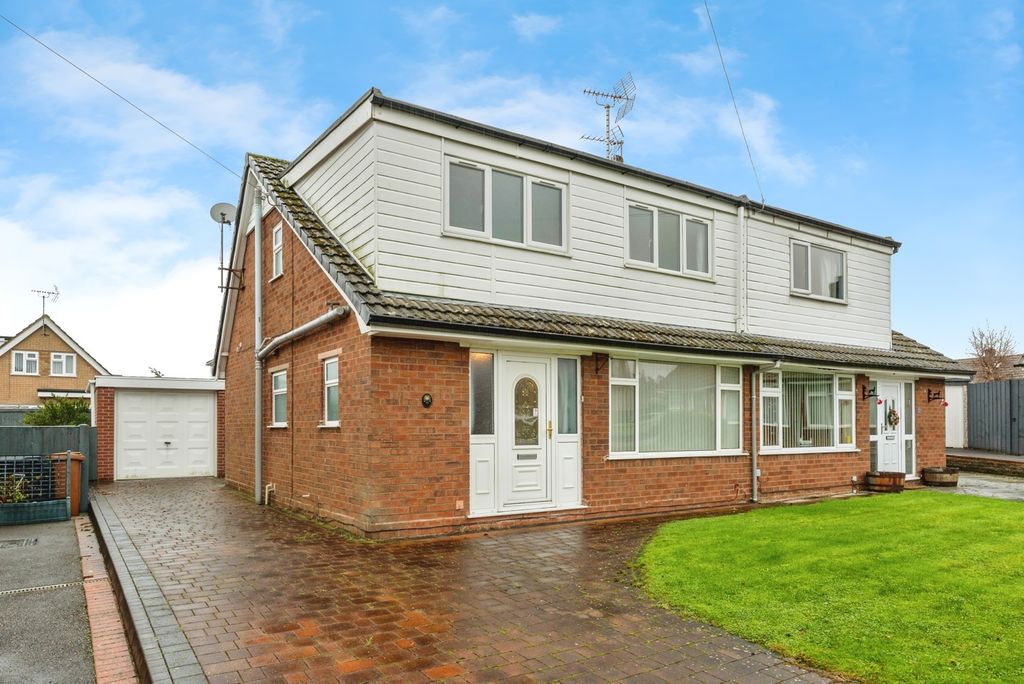 Property photo 1 of 22 Front