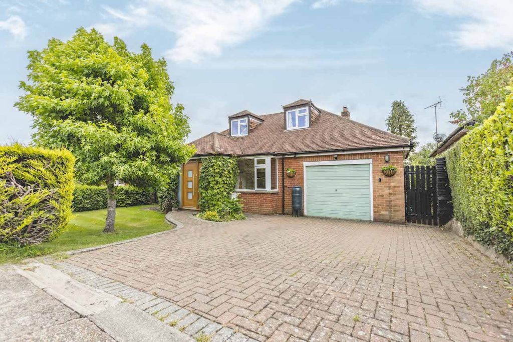 Property photo 1 of 21