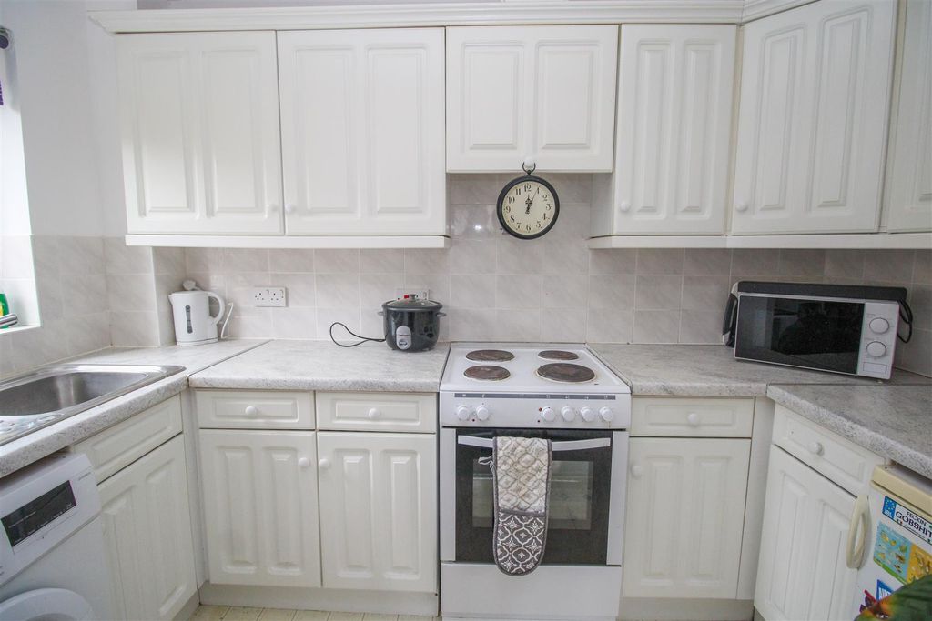 Property photo 2 of 8 Img_6667.Jpg