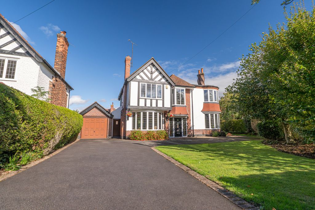 Property photo 2 of 59