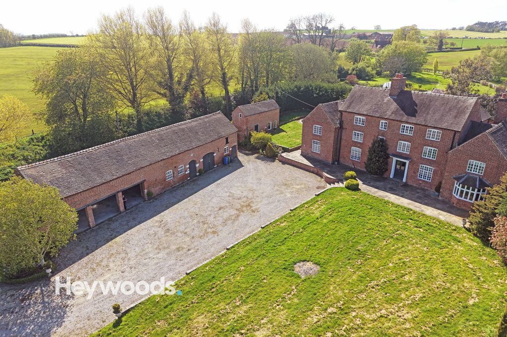 Property photo 1 of 51