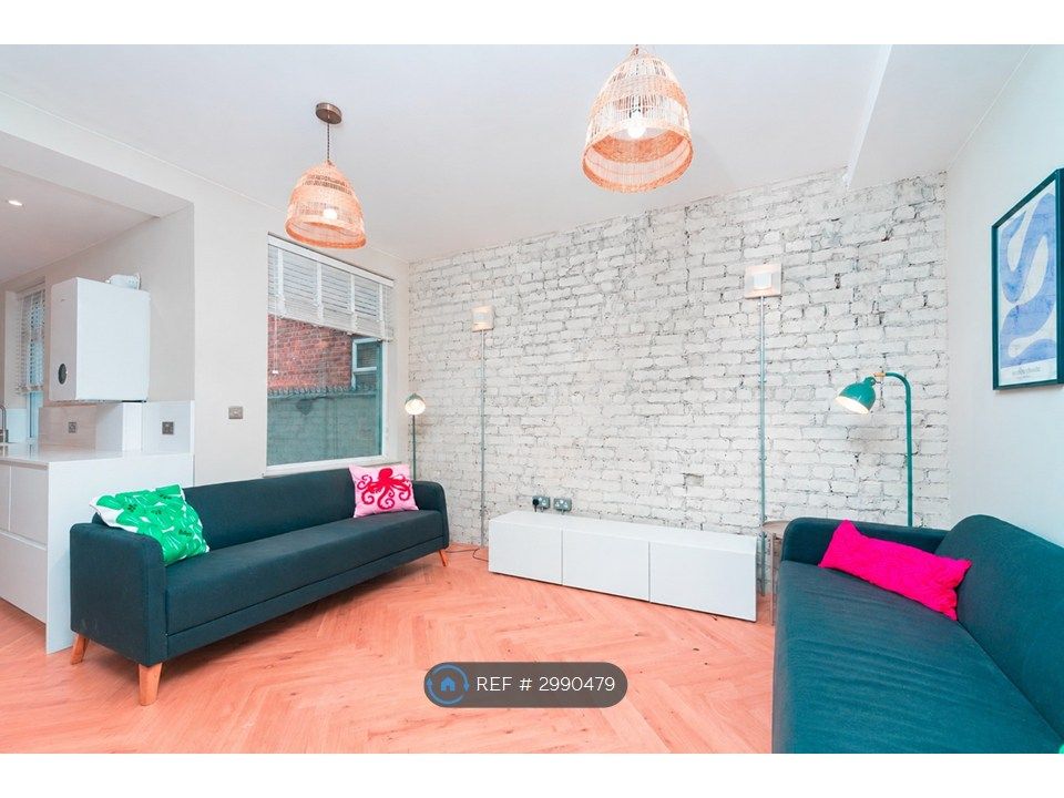 Property photo 1 of 4
