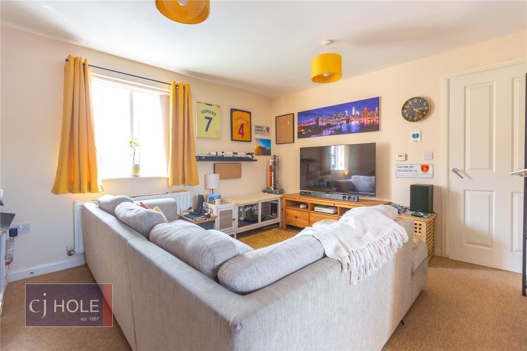 Property photo 1 of 14 Picture No. 24