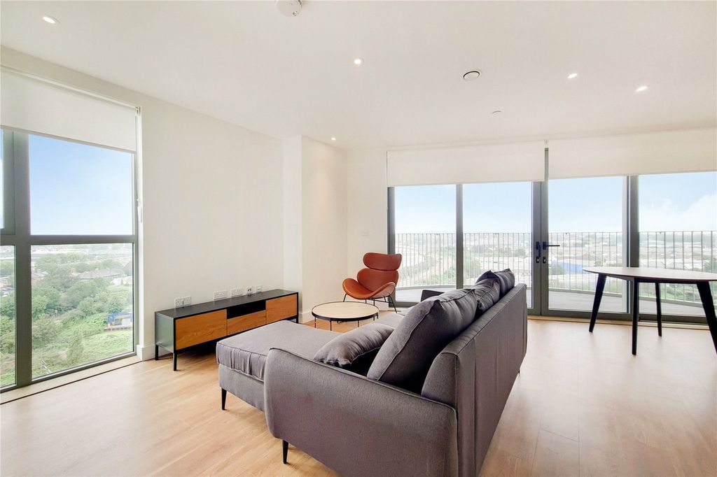 Property photo 1 of 18 Picture No. 22