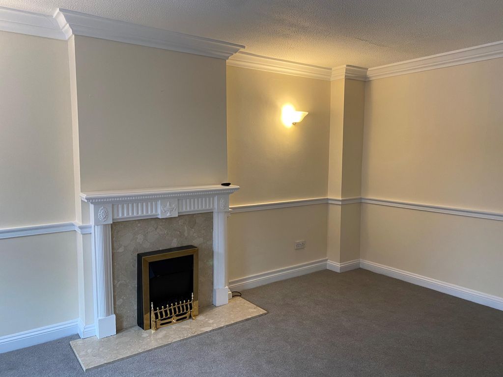 Property photo 2 of 13 Living Room