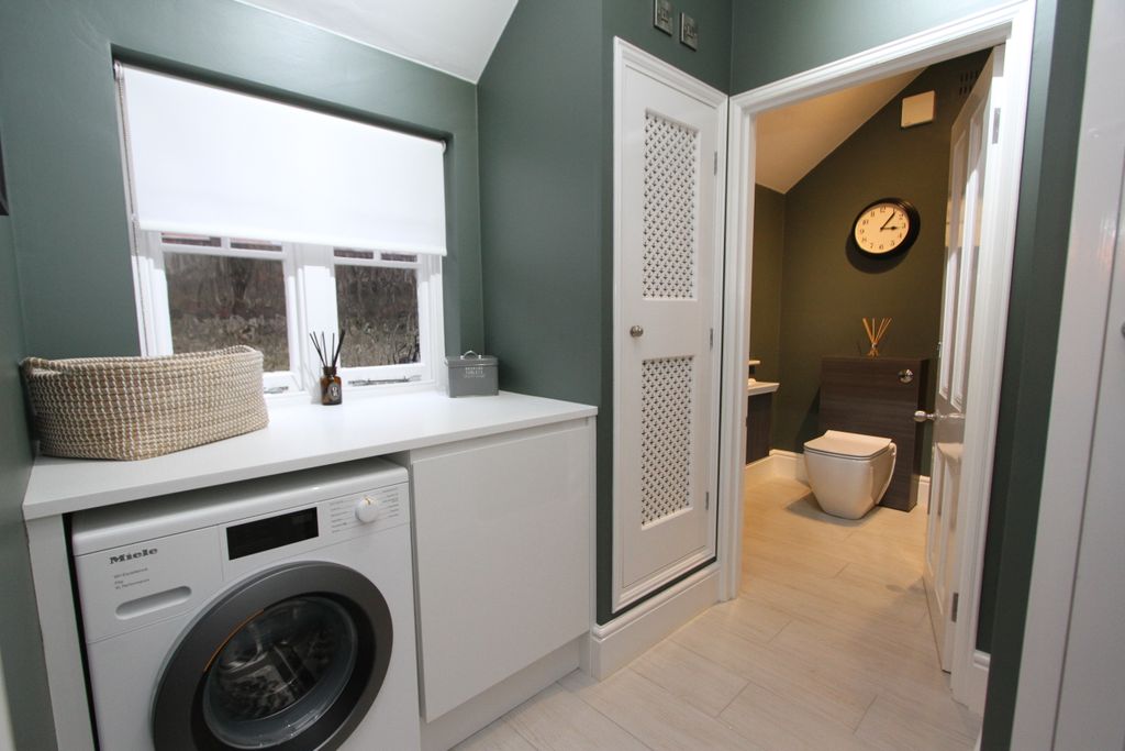 Additional image 17 of 5 bed semi-detached house for saleGaudick Road, Eastbourne BN20