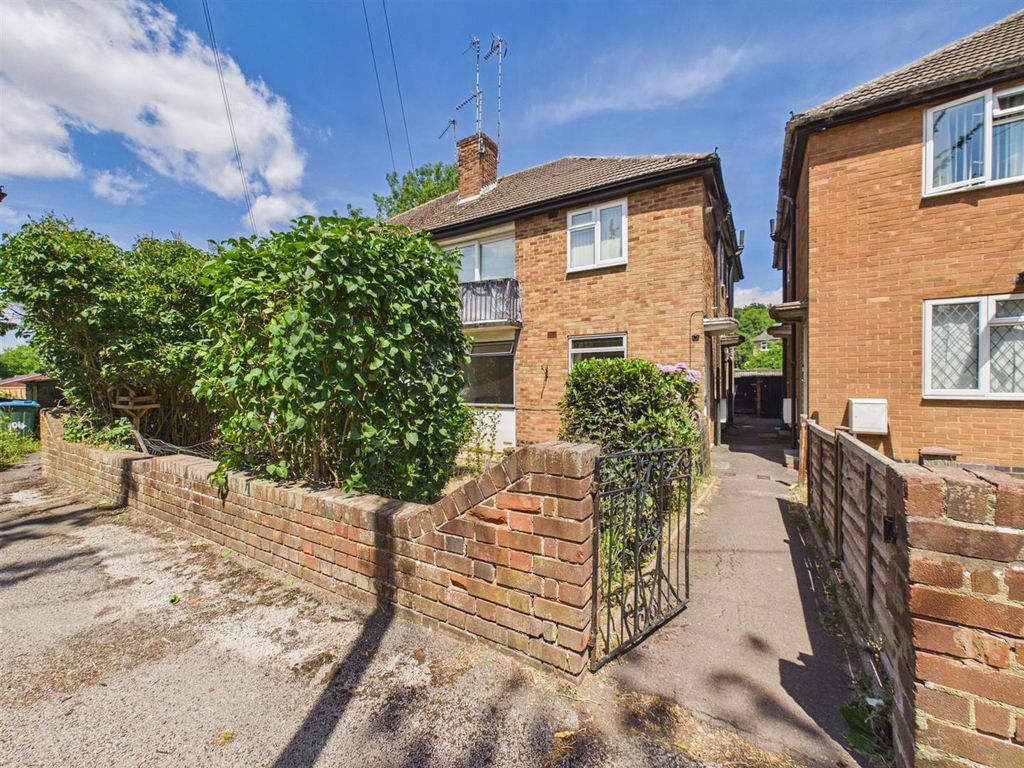 Property photo 1 of 6 Cam04007G0-Pr0107-Still006.Jpg