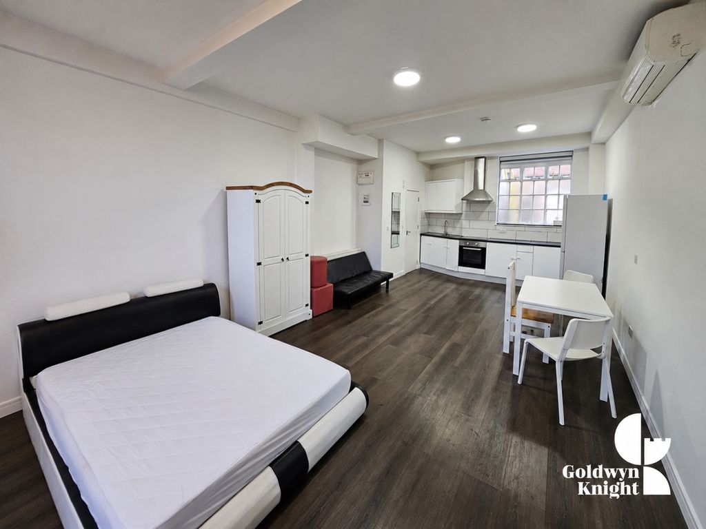 Property photo 2 of 5 Faf4Bc69-8Cf9-4434-9663-c1F4B24d4808