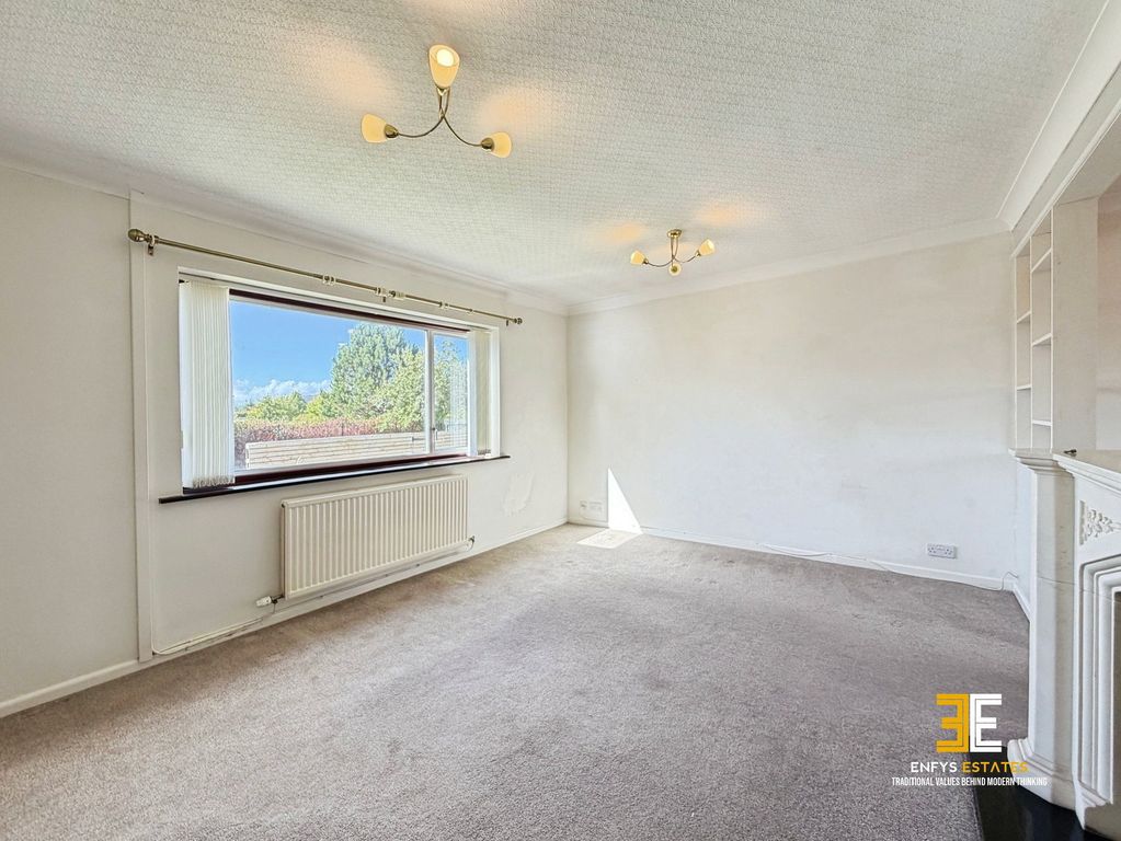 Property photo 3 of 31