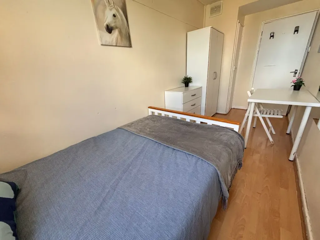 Property photo 1 of 4