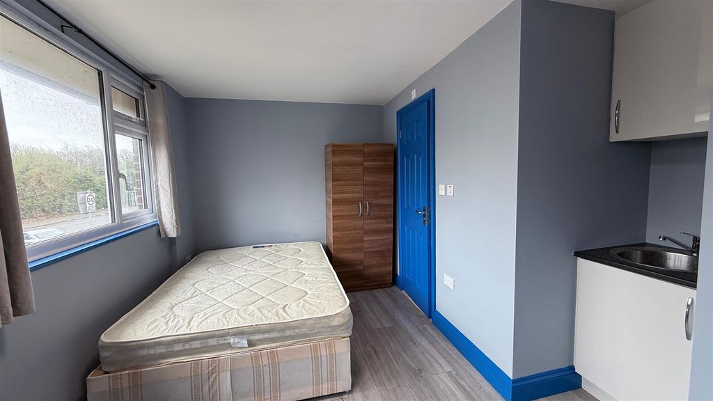 Property photo 1 of 4 Photo-2025-03-27-11-28-51.Jpg