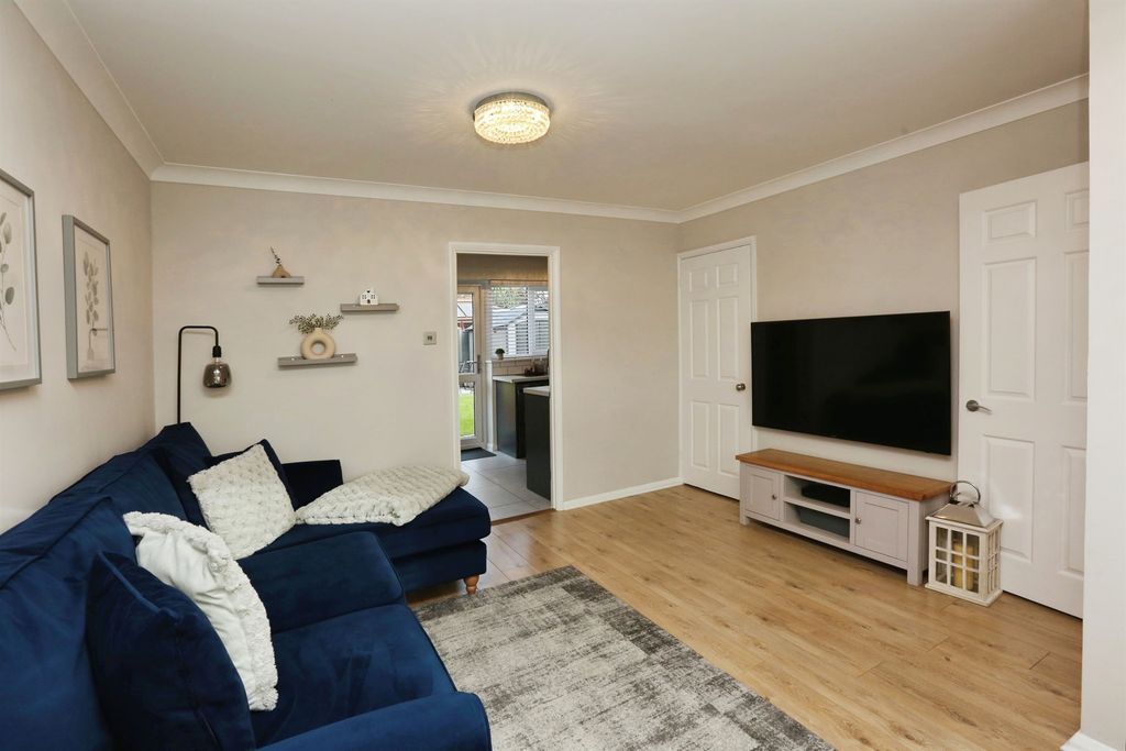 Property photo 3 of 22