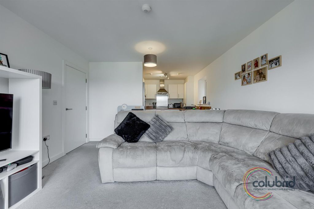 Property photo 3 of 13 0G1A2655-0G1A2659.Jpg