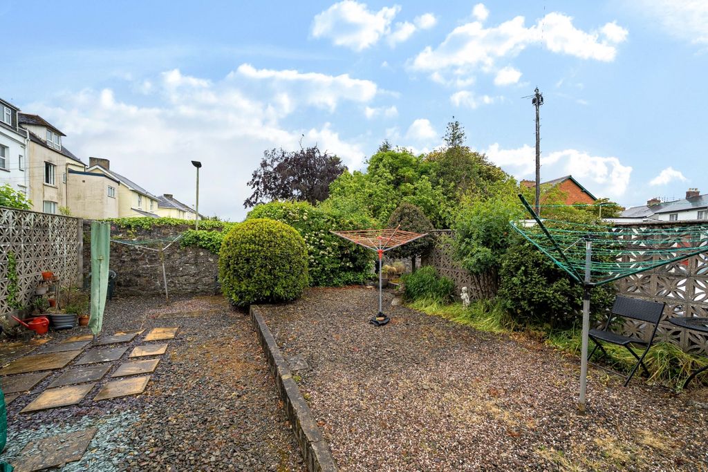 Additional image 15 of 2 bed flat for salePortland Court, Victoria Road, Barnstaple, Devon EX32