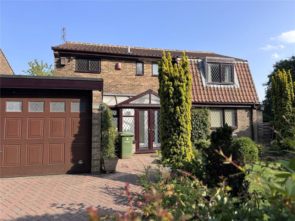 Property photo 1 of 24 Picture No. 34