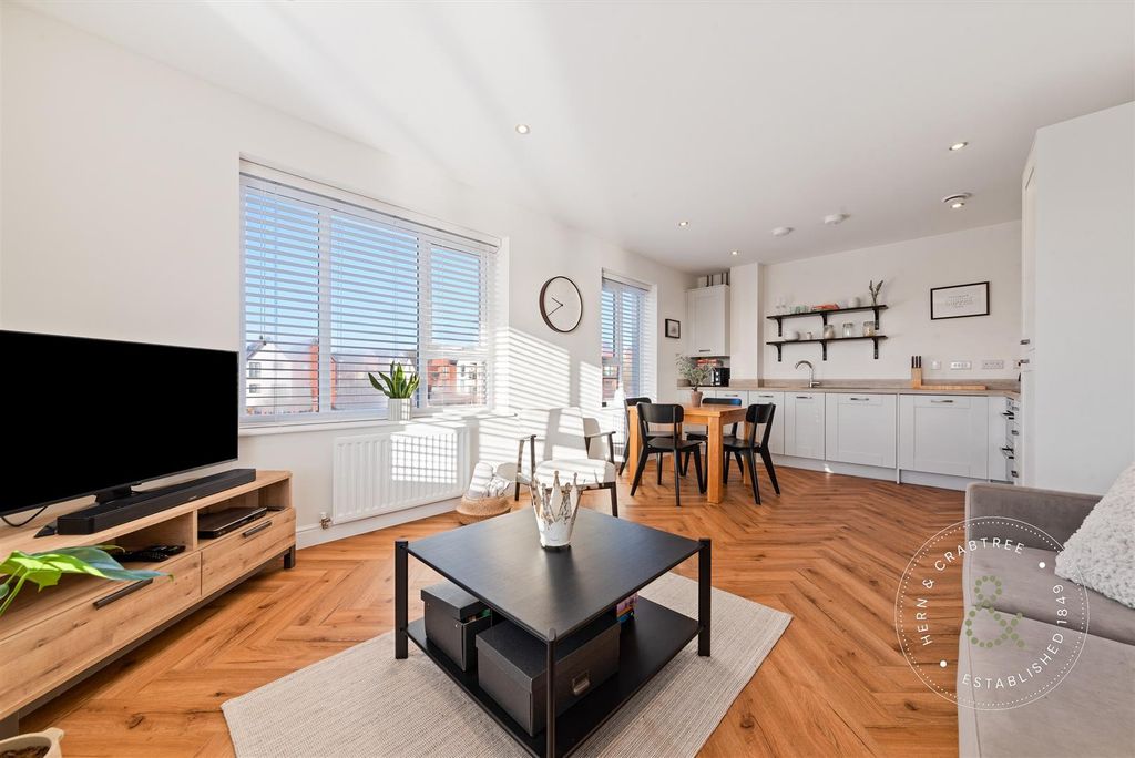 Property photo 3 of 24 Heol-Nant-Glandulas-13.Jpg