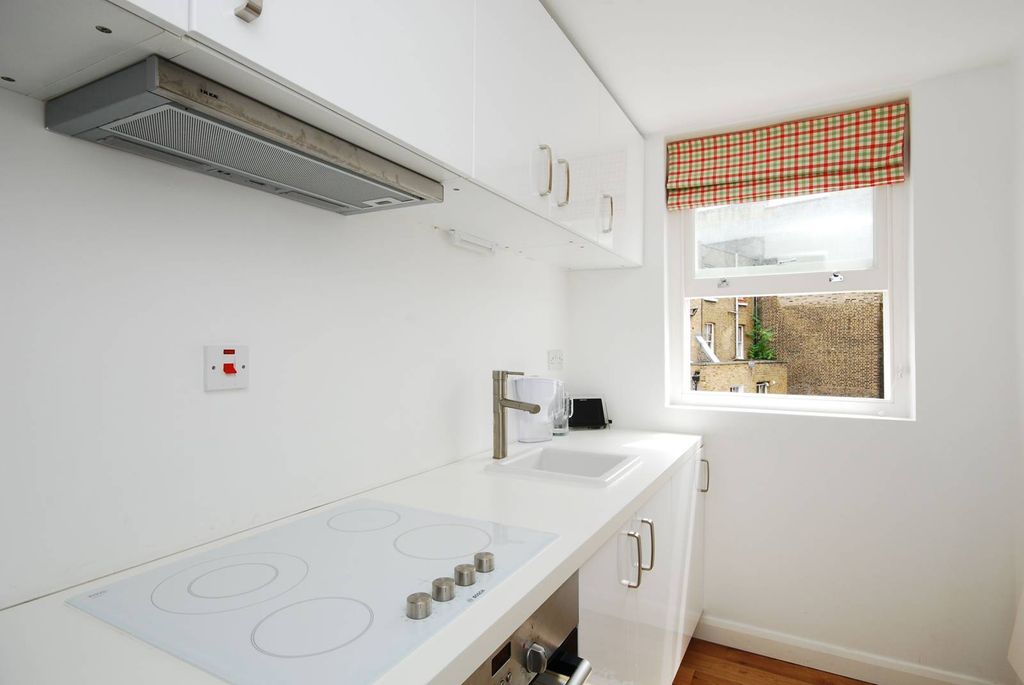Property photo 2 of 7
