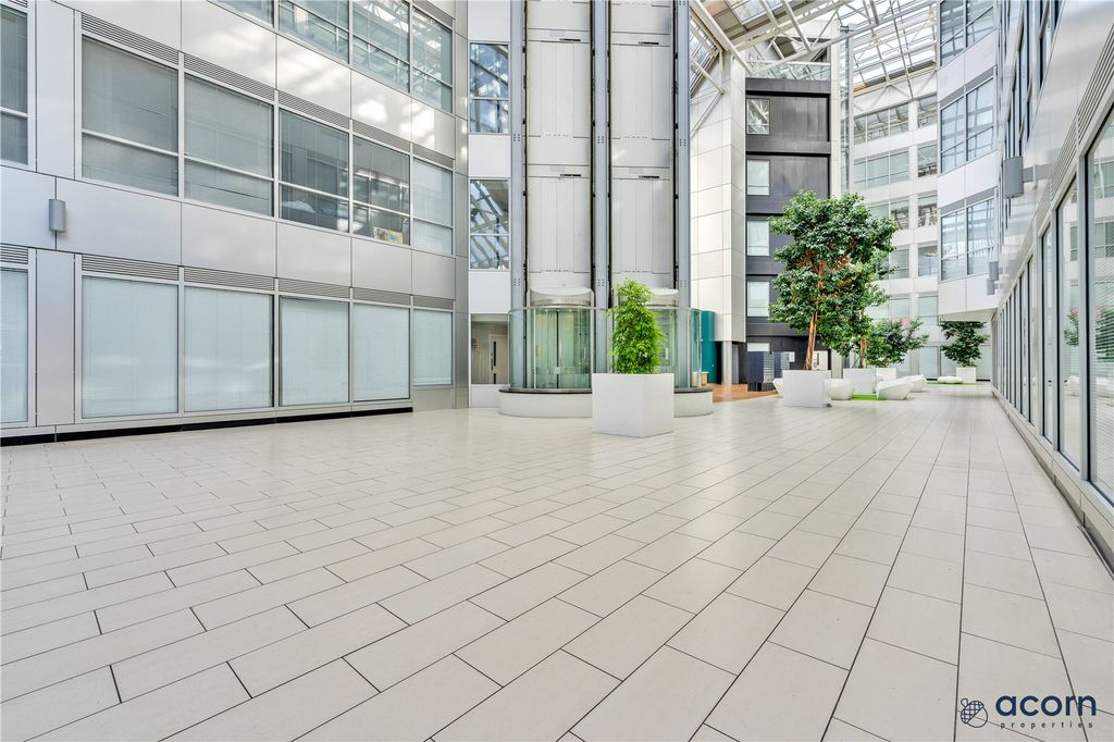 Property photo 2 of 8 Picture No. 04