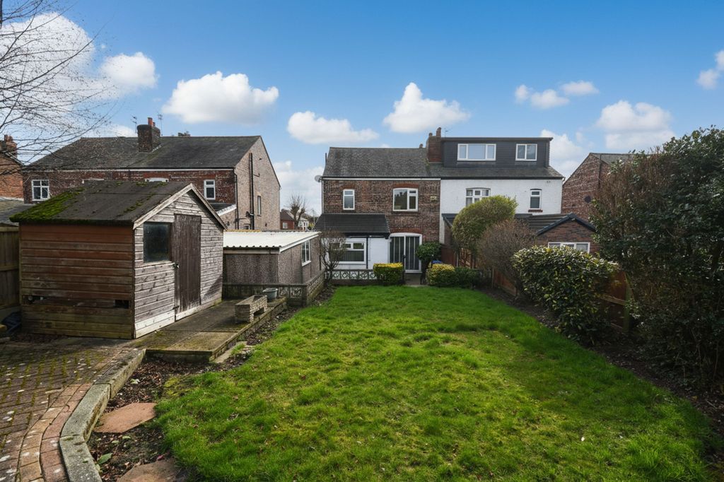 Property photo 2 of 26