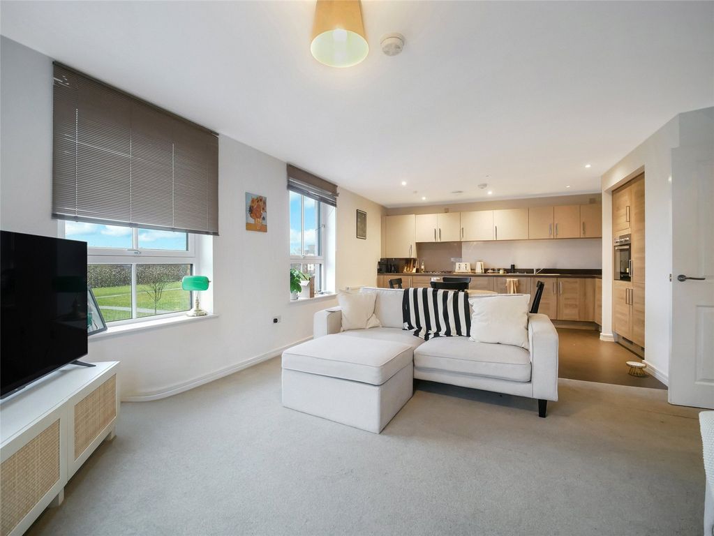 Property photo 2 of 20 Picture No. 06