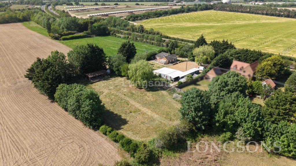 Property photo 1 of 31