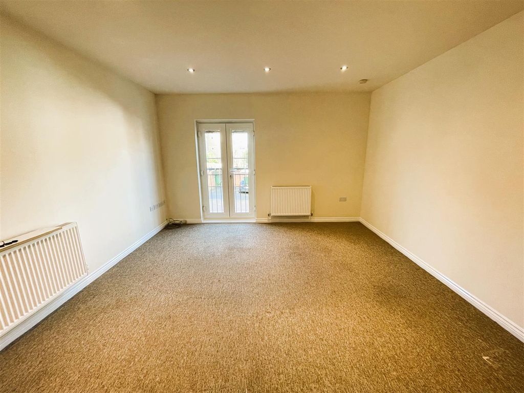 Property photo 2 of 9 Image00007.Jpeg