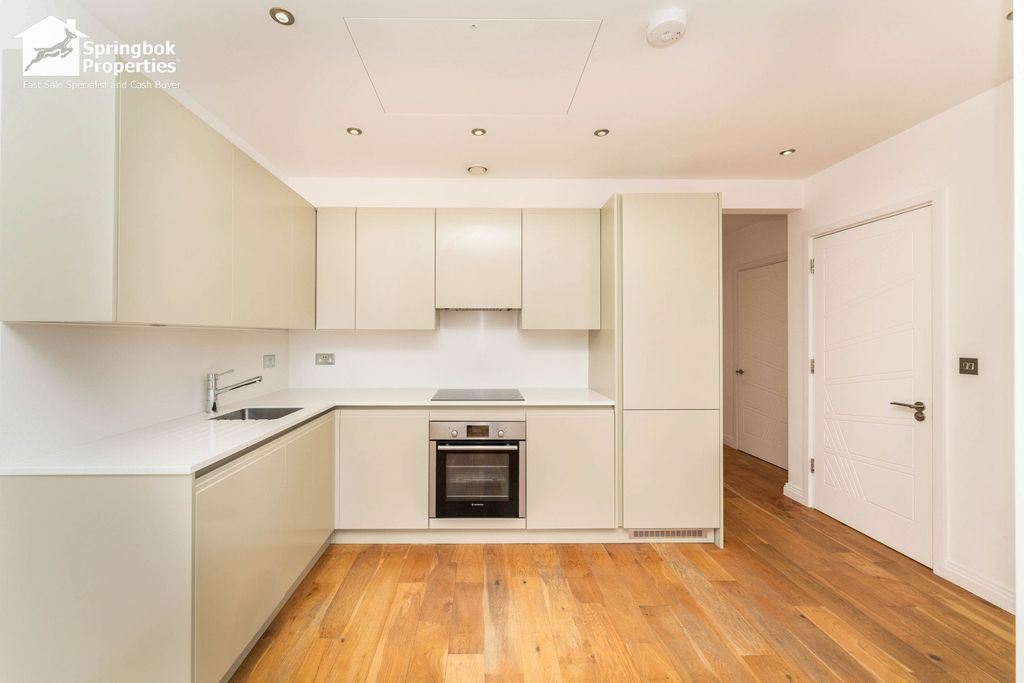 Property photo 3 of 10 Image 2