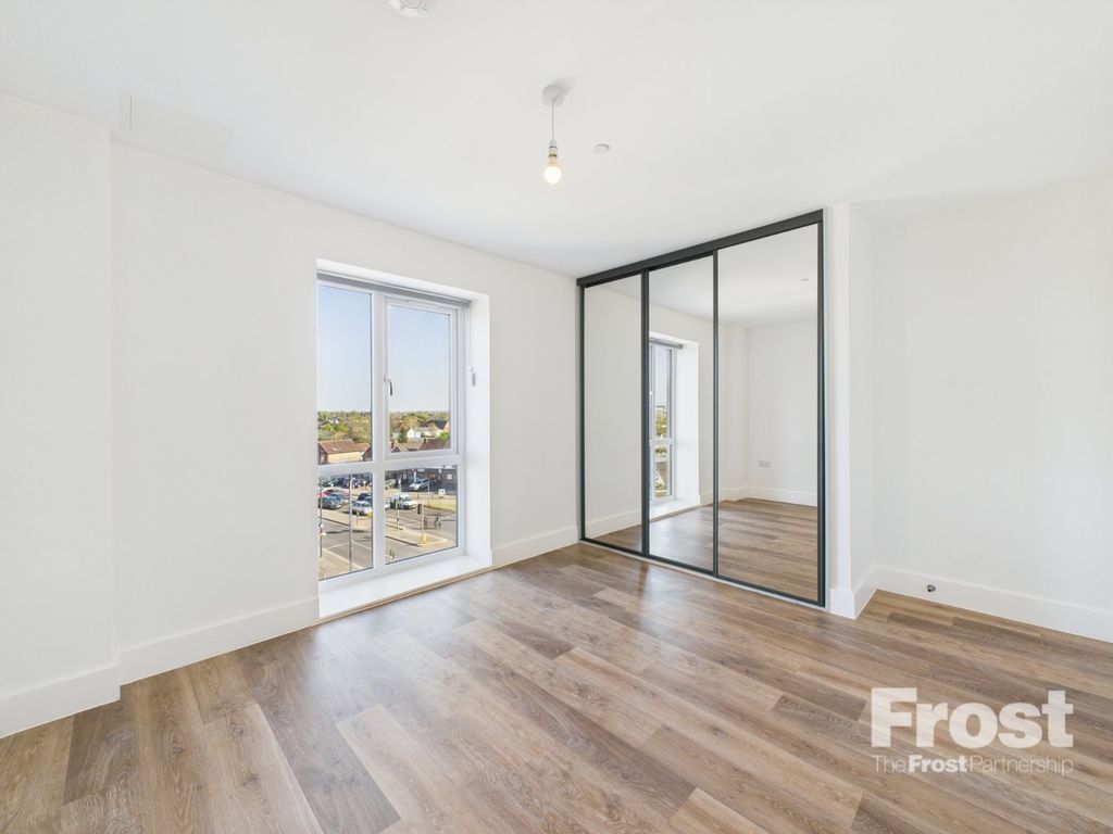 Property photo 3 of 7 Picture No. 13