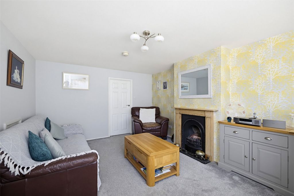 Property photo 2 of 18 Picture No. 13