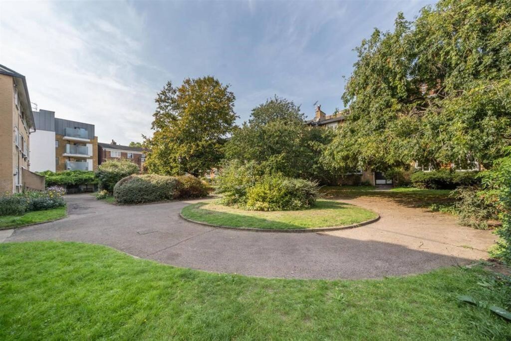 Property photo 2 of 7