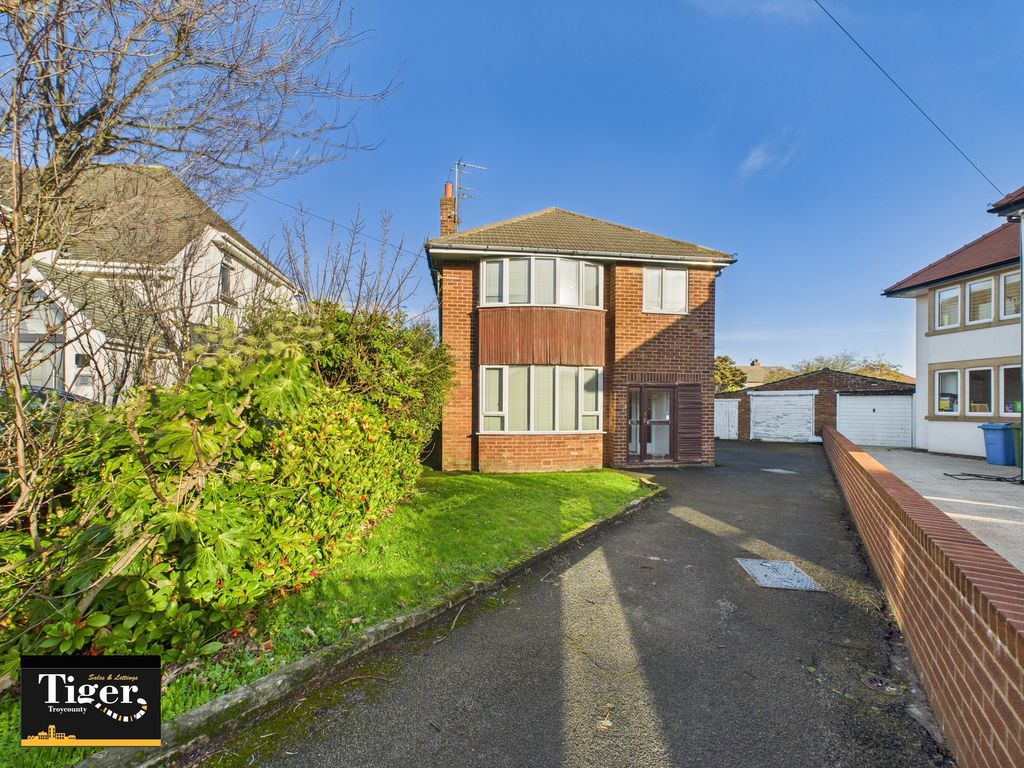 Property photo 1 of 22