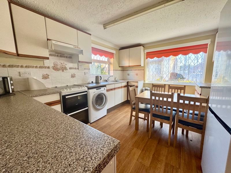 Property photo 3 of 22 Kitchen