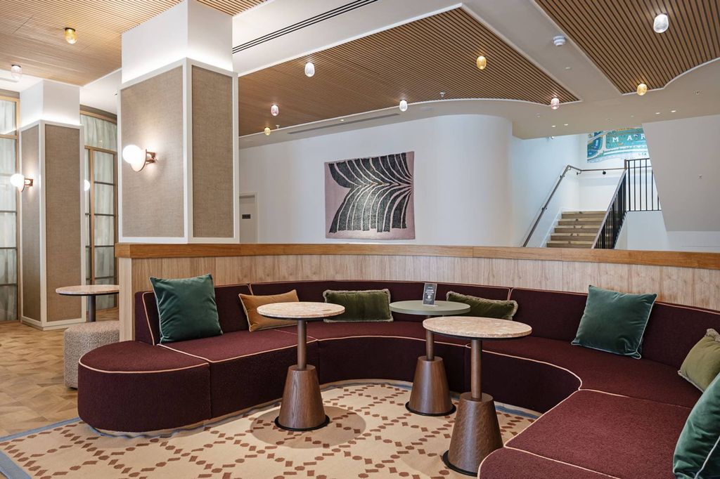 Property photo 3 of 35