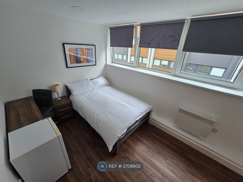 Property photo 1 of 5