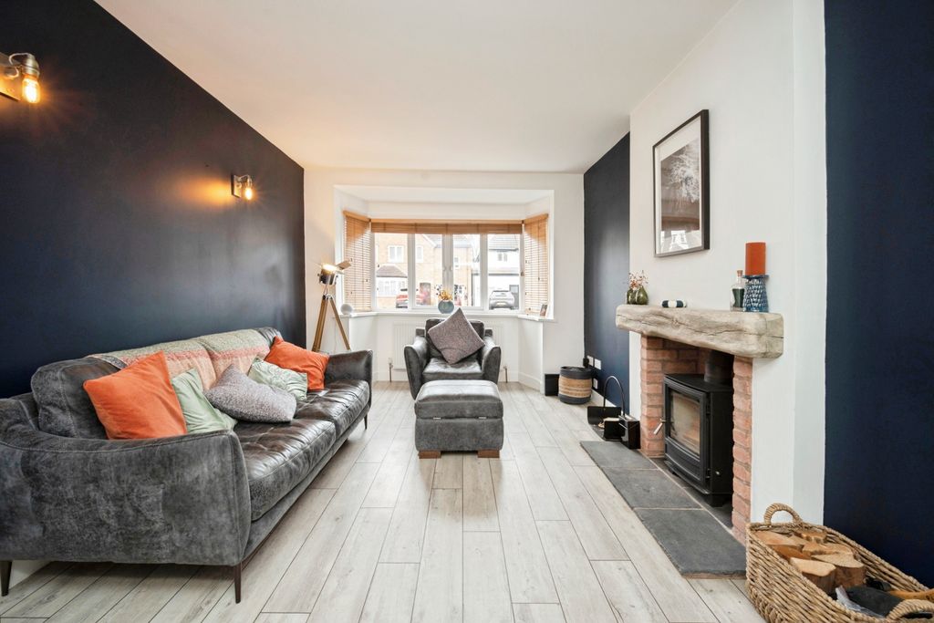 Property photo 3 of 22