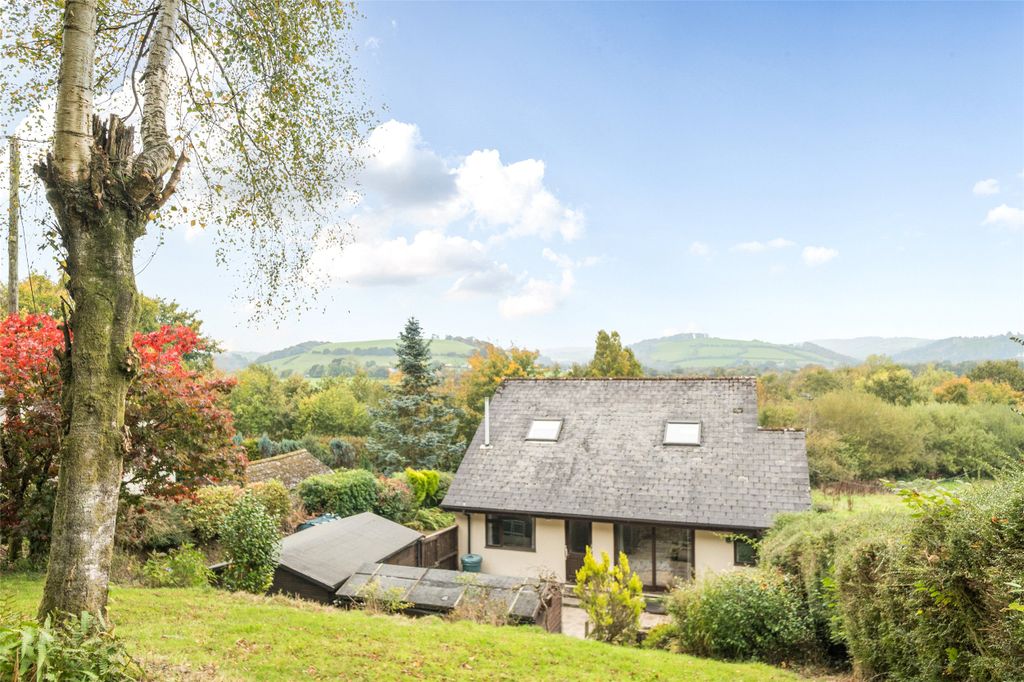 Property photo 2 of 35 2 - Picture No. 29