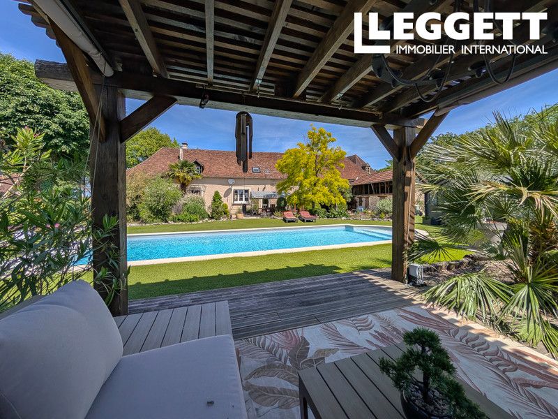 Property photo 1 of 10