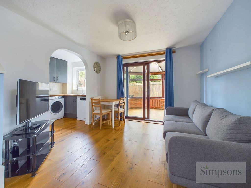 Property photo 3 of 8