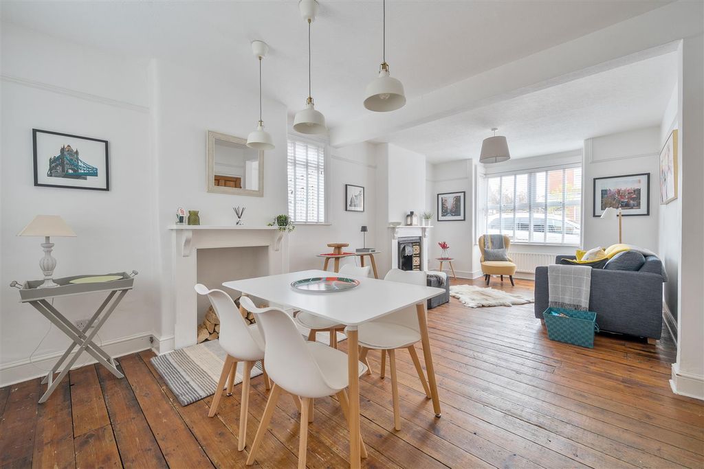 Property photo 2 of 13 1439465-6-69cd0602A4Deb.Jpg