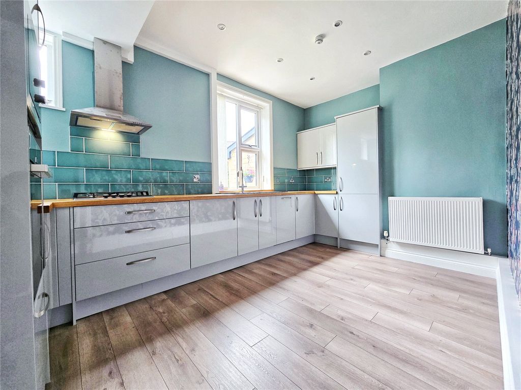 Property photo 3 of 23 Kitchen Diner