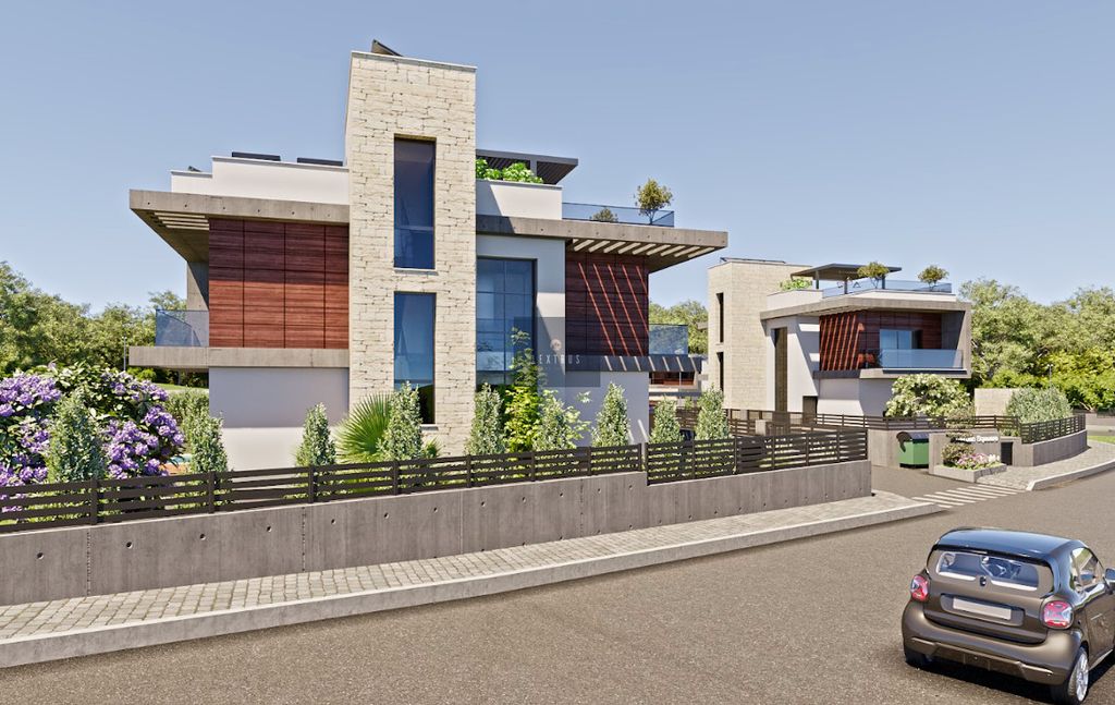 Property photo 1 of 5