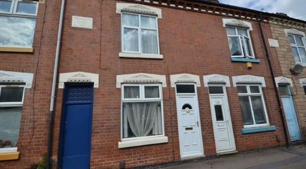 Property photo 2 of 11