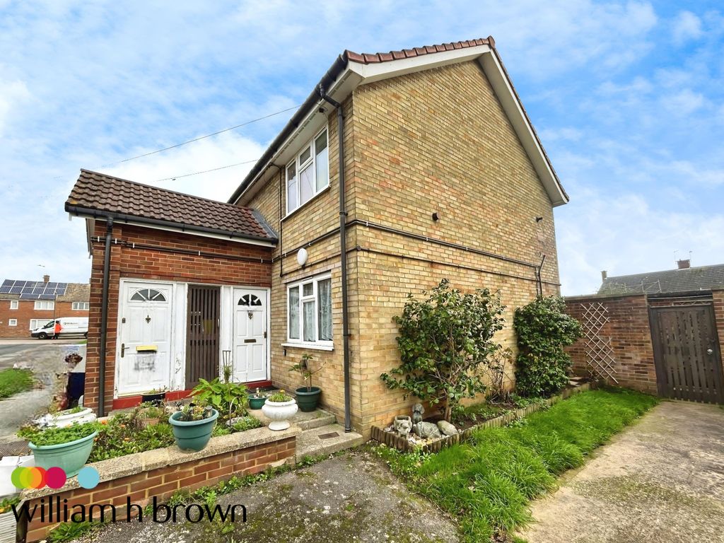 Property photo 1 of 11 Front