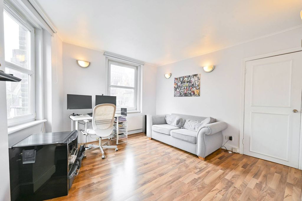 Property photo 2 of 7