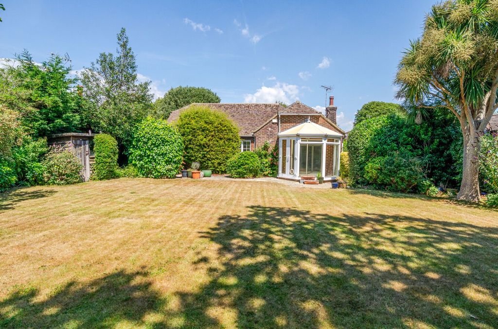 Property photo 2 of 23