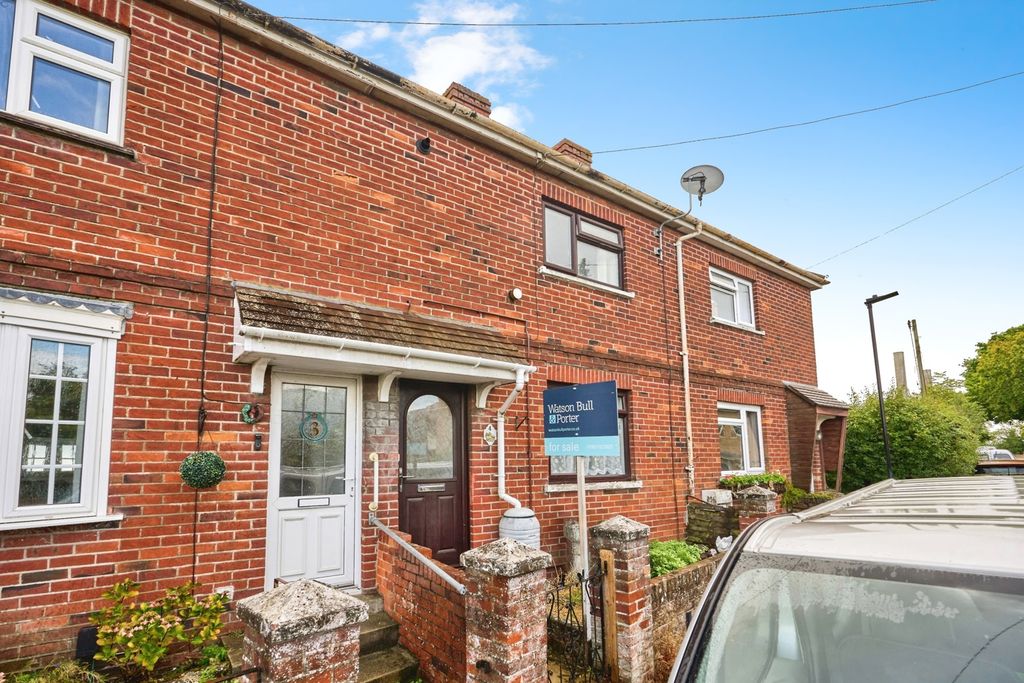 Property photo 1 of 14 Front